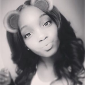 Meet your Posher, Courtney